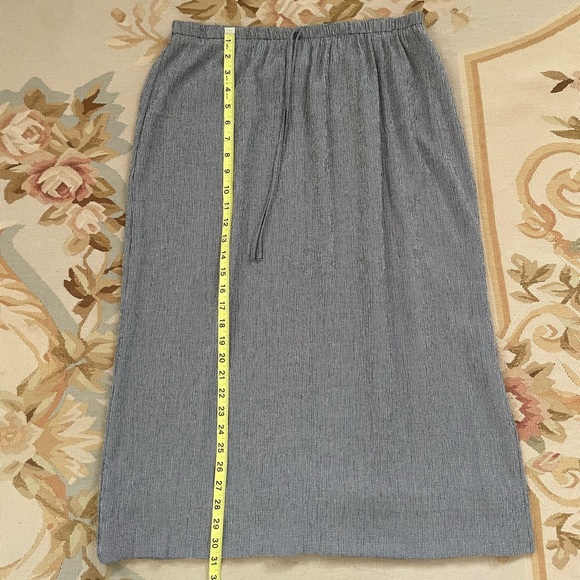 Black and white skirt by Kathie Lee woman size 14 W/16 W - Picture 5 of 6